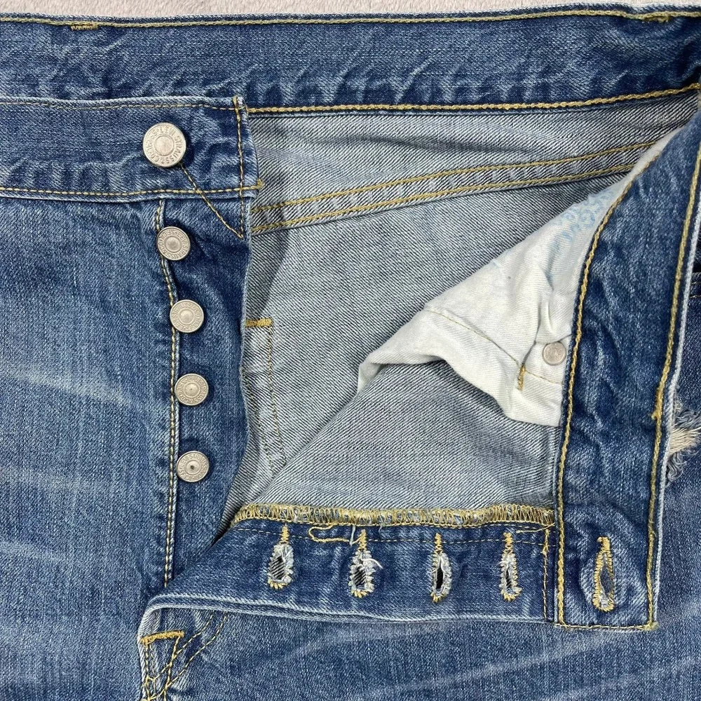 Levi's 501 Jeans Mens 38x31 Blue Distressed Straight Leg Button‎ Fly READ